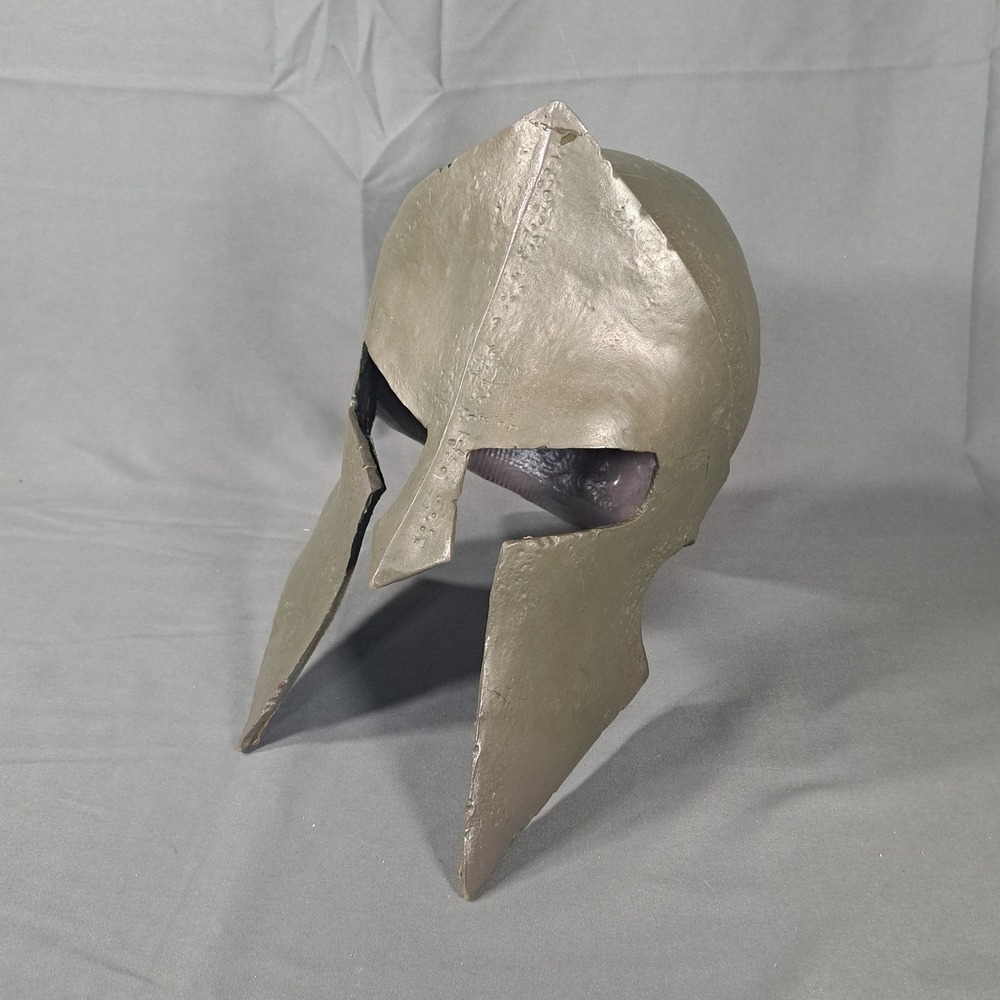 NECA 300 Spartan Prop Helmet Youth Halloween Cosplay Roman Warrior 22"